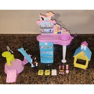 Barbie Stylin Pup Pet Playset Pets For Barbie Dog House Spa Pet Store 2002